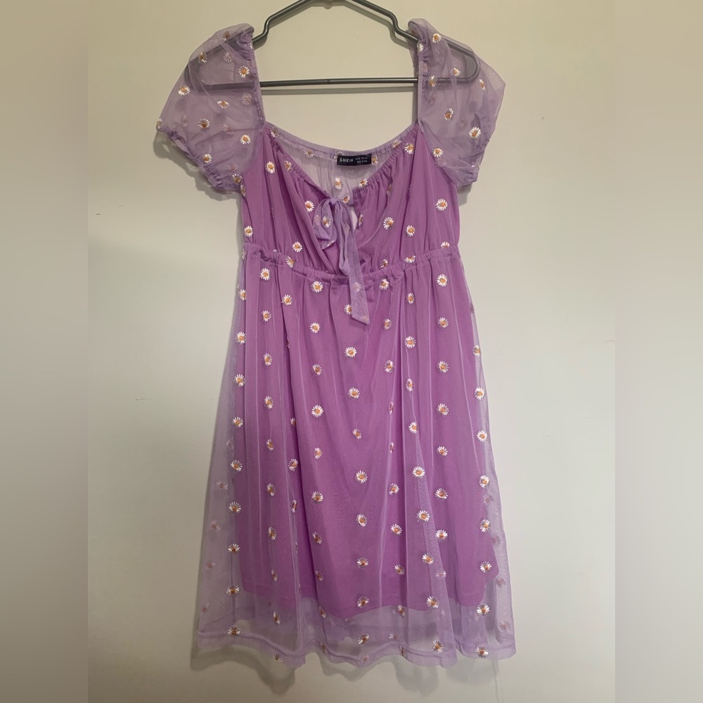 Size medium floral dress.